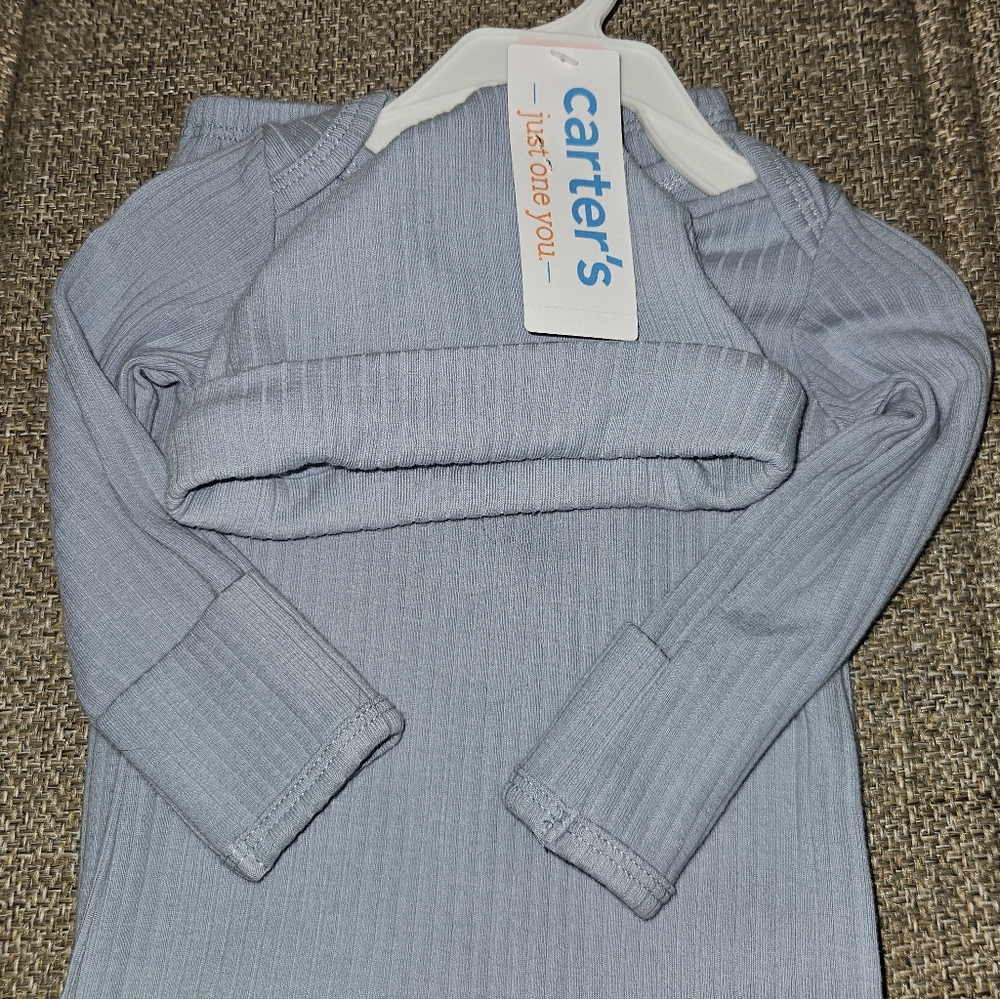 Carter's Soft Gray Long Sleeve Tee